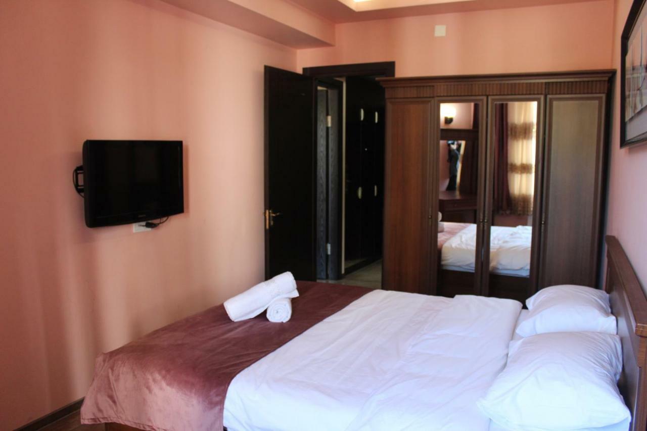 Batumi Apartment In Front Of Sheraton Exterior photo