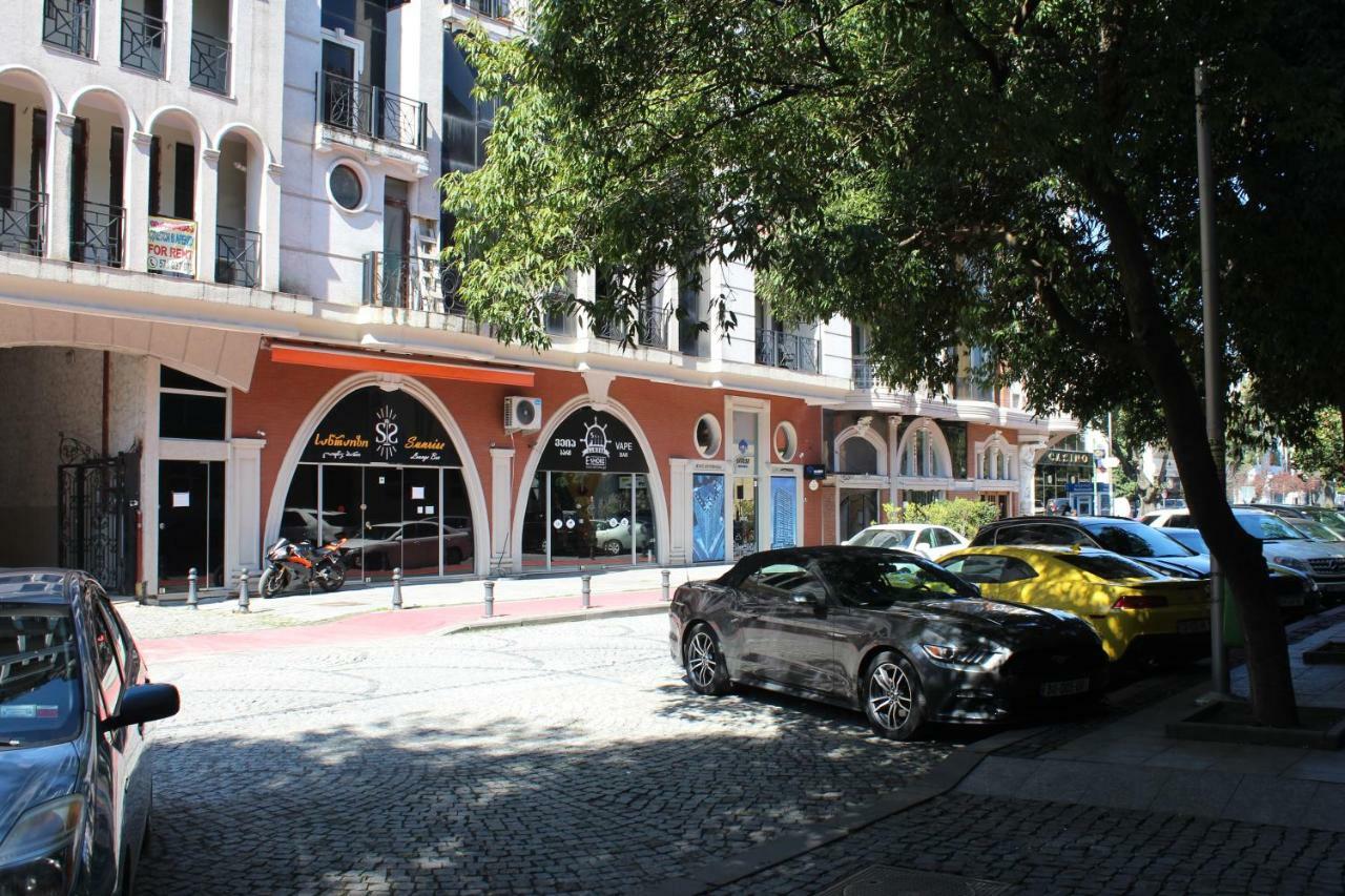 Batumi Apartment In Front Of Sheraton Exterior photo