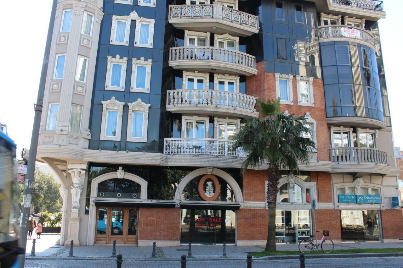 Batumi Apartment In Front Of Sheraton Exterior photo
