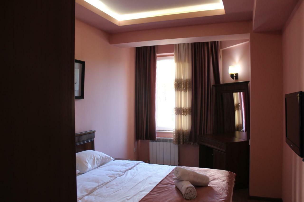 Batumi Apartment In Front Of Sheraton Exterior photo