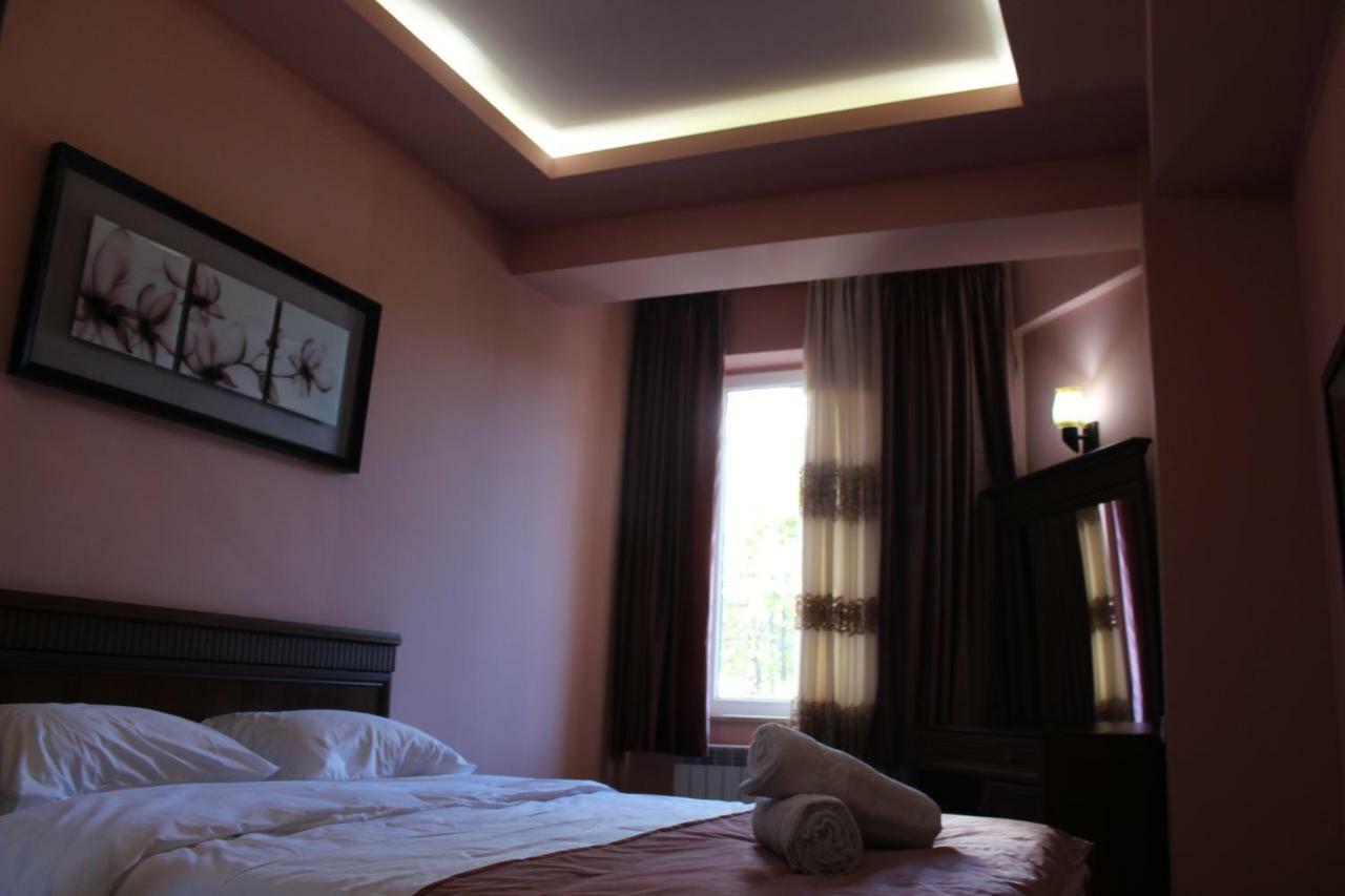Batumi Apartment In Front Of Sheraton Exterior photo